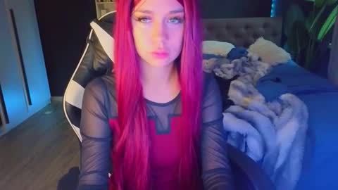 Snapshot of mezzalunaa chatting on 2, 11, 2025 vollmond online show from 2, 11, 2025