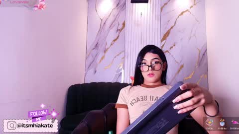 Mhia Kate online show from 7, 5, 2026