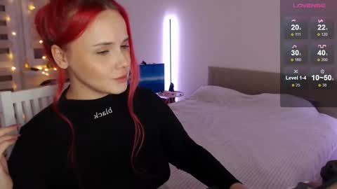 Snapshot of mi_cherry chatting on 5, 1, 2025 Alice online show from 5, 1, 2025