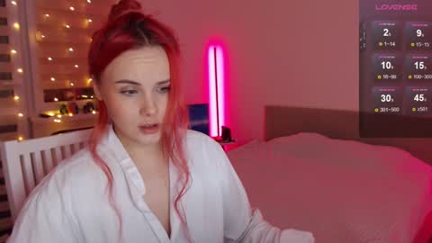 Snapshot of mi_cherry chatting on 10, 1, 2025 Alice online show from 10, 1, 2025