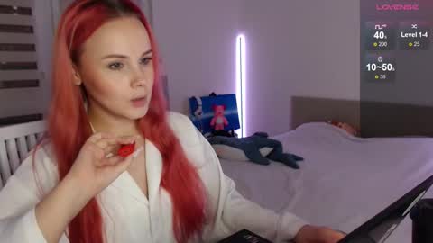 Snapshot of mi_cherry chatting on 5, 3, 2025 Alice online show from 5, 3, 2025