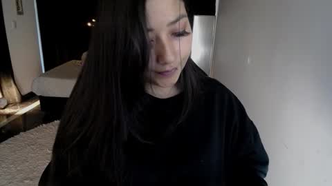 Mia zoe online show from 11, 9, 2025