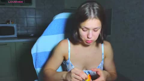 Mia online show from 6, 8, 2026