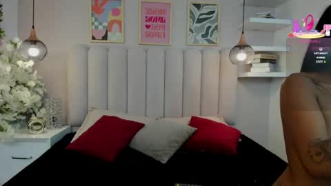 mia__bailey_ online show from 5, 5, 2026