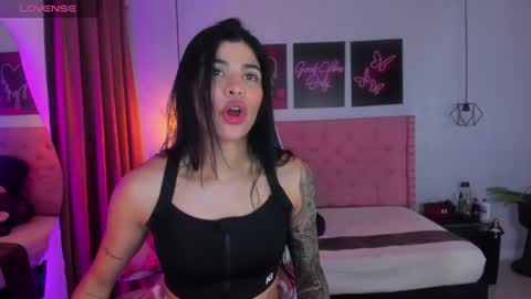 Mia online show from 20, 6, 2026