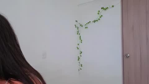 Mia adams  online show from 22, 11, 2025