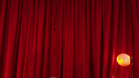 Mia Benett  online show from 16, 4, 2026