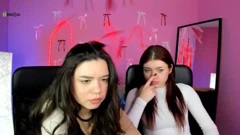 Snapshot of mia_blazing chatting on 19, 3, 2026 Mia online show from 19, 3, 2026