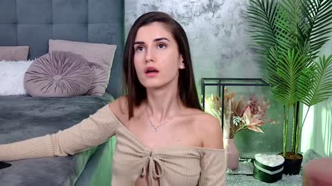 Snapshot of mia_carter99 chatting on 11, 12, 2024 Freya Allen online show from 11, 12, 2024