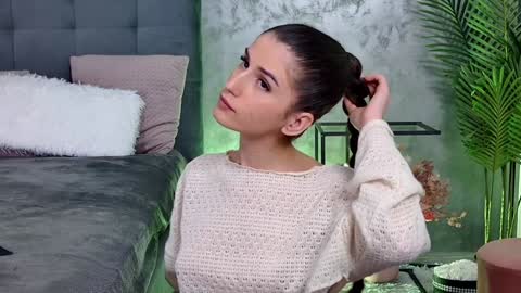 Snapshot of mia_carter99 chatting on 21, 1, 2025 Freya Allen online show from 21, 1, 2025