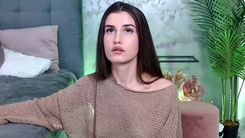 Snapshot of mia_carter99 chatting on 4, 2, 2025 Freya Allen online show from 4, 2, 2025