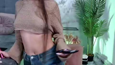 Snapshot of mia_carter99 chatting on 17, 2, 2025 Freya Allen online show from 17, 2, 2025