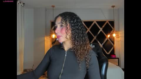 mia_cartther online show from 15, 3, 2026