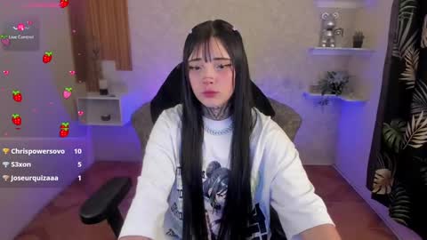 Mia online show from 2, 1, 2025