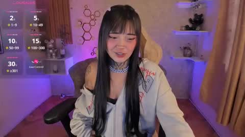 Mia online show from 10, 10, 2025