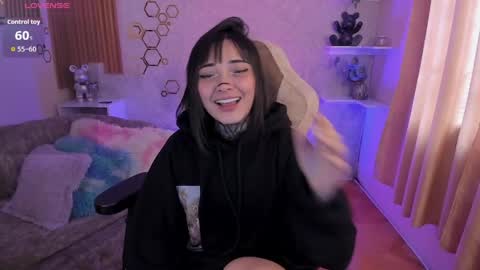 Mia online show from 30, 4, 2026