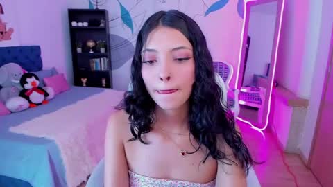 Mia online show from 8, 5, 2026