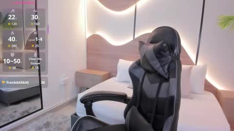 M I A  online show from 29, 11, 2025