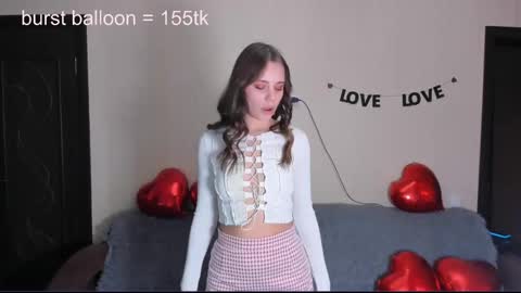 Mia  next stream Thursday 1400 UTC1 Friday 1400 UTC1 online show from 8, 3, 2025