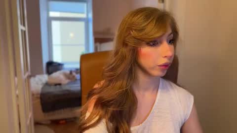 Snapshot of mia_daddysgirl chatting on 9, 10, 2025 Daddys Girl online show from 9, 10, 2025