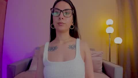 Snapshot of mia_daniellshot chatting on 8, 3, 2026 Sarah Luna online show from 8, 3, 2026