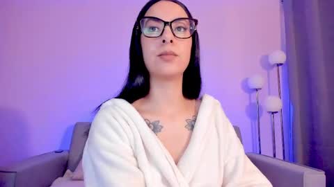 Sarah Luna online show from 26, 3, 2026