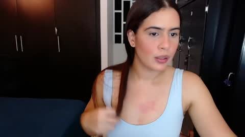 Snapshot of mia_danielsx chatting on 4, 12, 2024 Mia online show from 4, 12, 2024