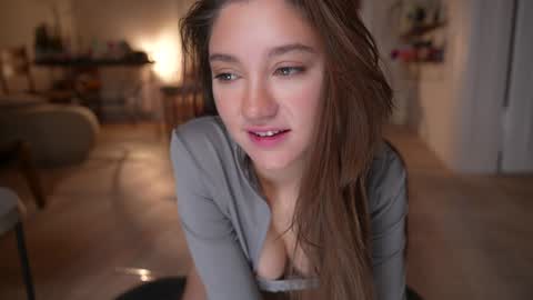 Mia online show from 28, 11, 2025