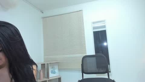  Mia  online show from 18, 7, 2026