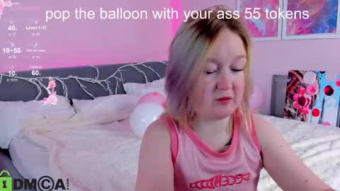 Mia online show from 8, 10, 2025