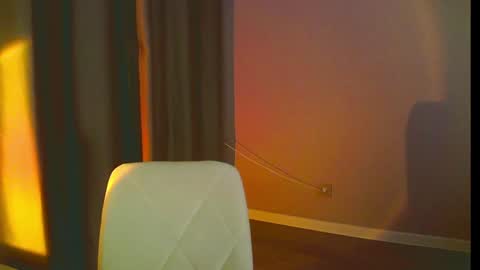 Mia online show from 23, 1, 2025