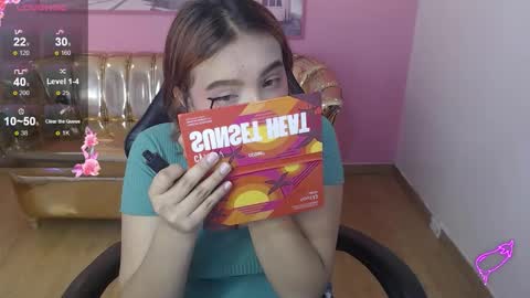 Mia online show from 4, 11, 2025