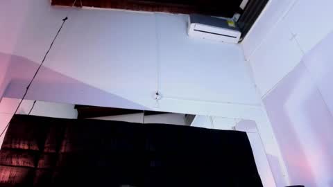 Snapshot of mia_garcia2 chatting on 21, 2, 2025 MIA online show from 21, 2, 2025