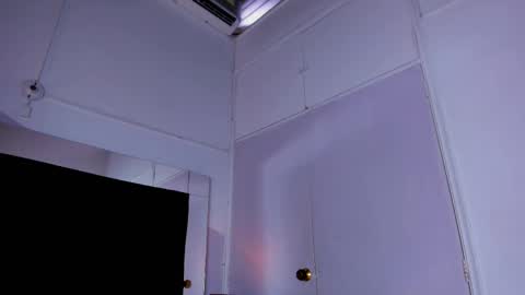 Snapshot of mia_garcia2 chatting on 6, 3, 2025 MIA online show from 6, 3, 2025