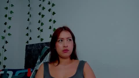 Snapshot of mia_garcia2 chatting on 15, 10, 2025 MIA online show from 15, 10, 2025