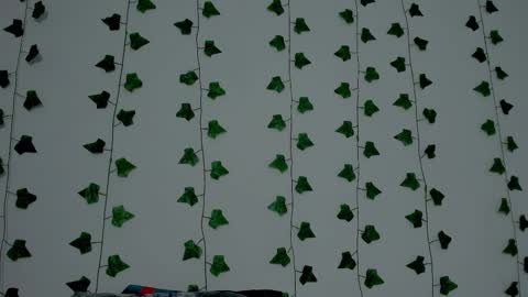 Snapshot of mia_garcia2 chatting on 16, 12, 2025 MIA online show from 16, 12, 2025