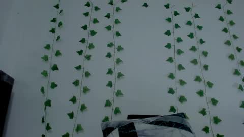 Snapshot of mia_garcia2 chatting on 31, 3, 2026 MIA online show from 31, 3, 2026