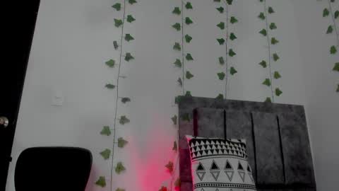 Snapshot of mia_garcia2 chatting on 30, 4, 2026 MIA online show from 30, 4, 2026