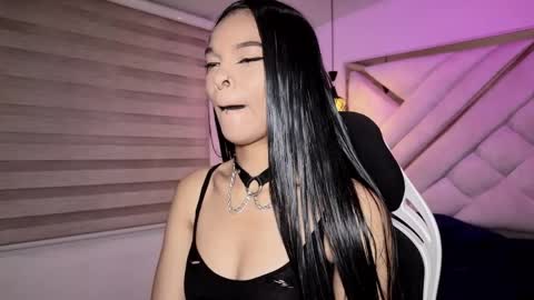 Mia online show from 2, 5, 2026
