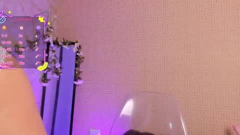 Mia online show from 24, 9, 2025