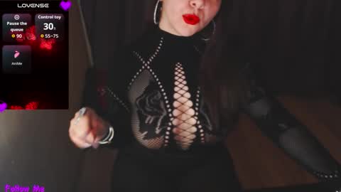 MiaJoy online show from 19, 11, 2025