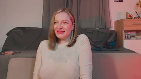 Mia online show from 24, 10, 2025