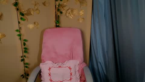 Snapshot of mia_lemm chatting on 24, 7, 2026 mia_lemm online show from 24, 7, 2026