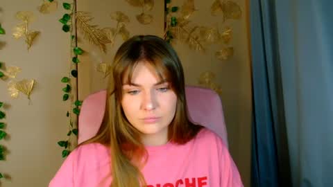 Snapshot of mia_lemm chatting on 7, 8, 2026 mia_lemm online show from 7, 8, 2026