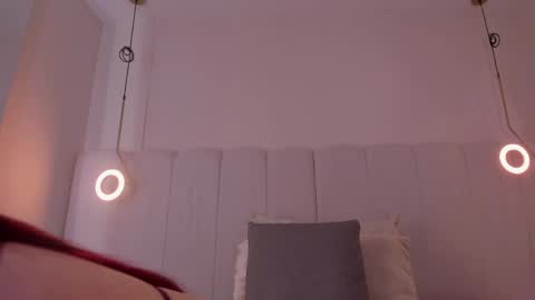 mia_lombana online show from 6, 5, 2026