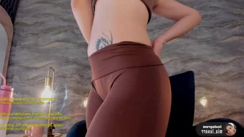 mia_luxor online show from 29, 4, 2026