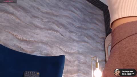 mia_luxor online show from 9, 7, 2026