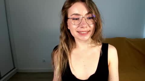 Mia online show from 3, 5, 2026