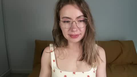 Mia online show from 19, 7, 2026