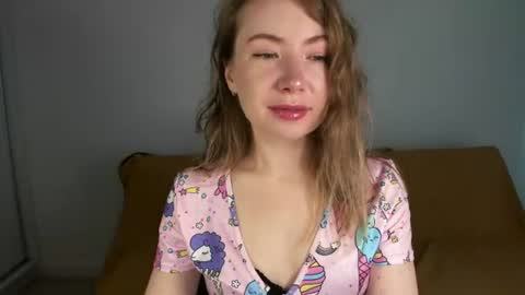 Mia online show from 22, 7, 2026